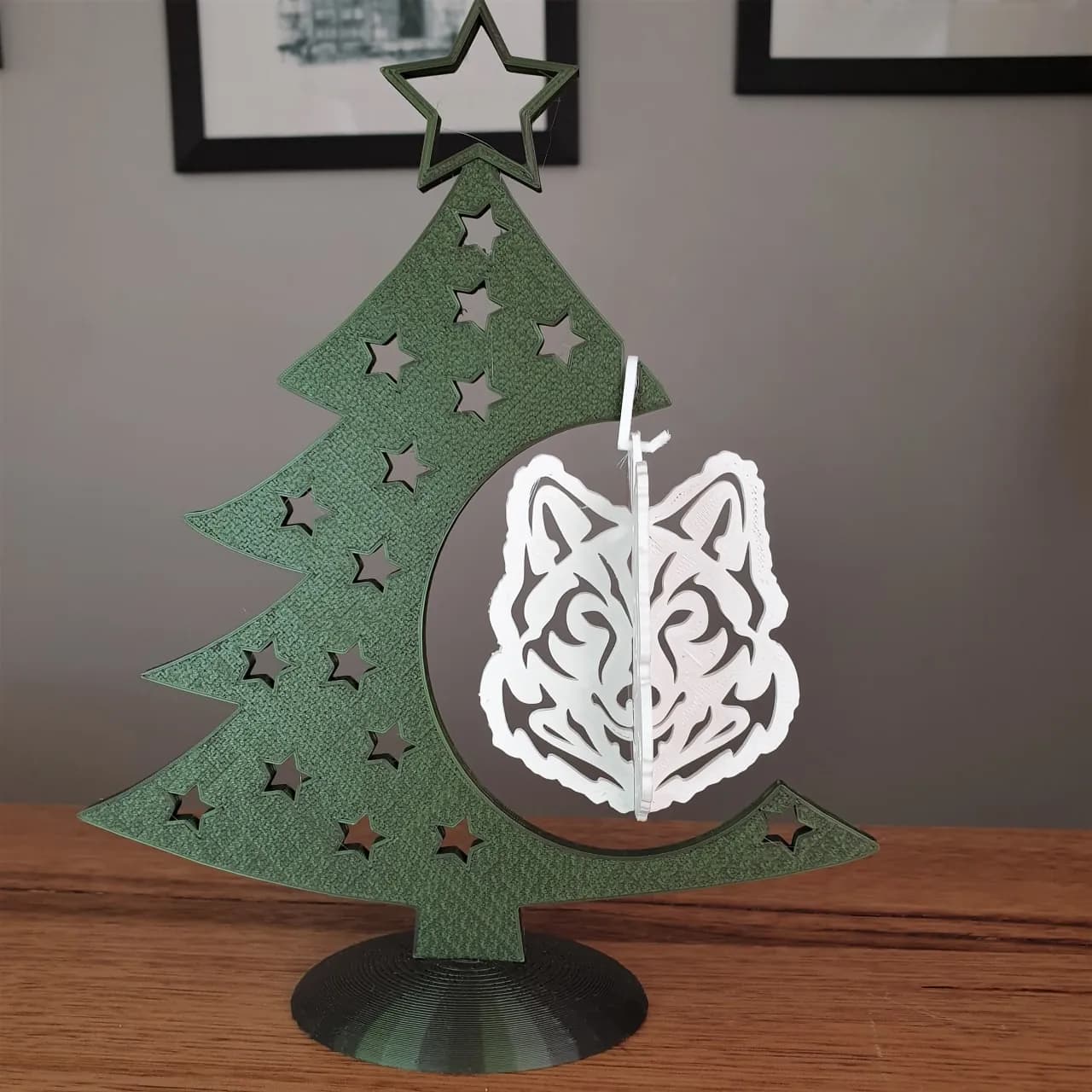 STL - Adorno Navideño Lobo y Árbol