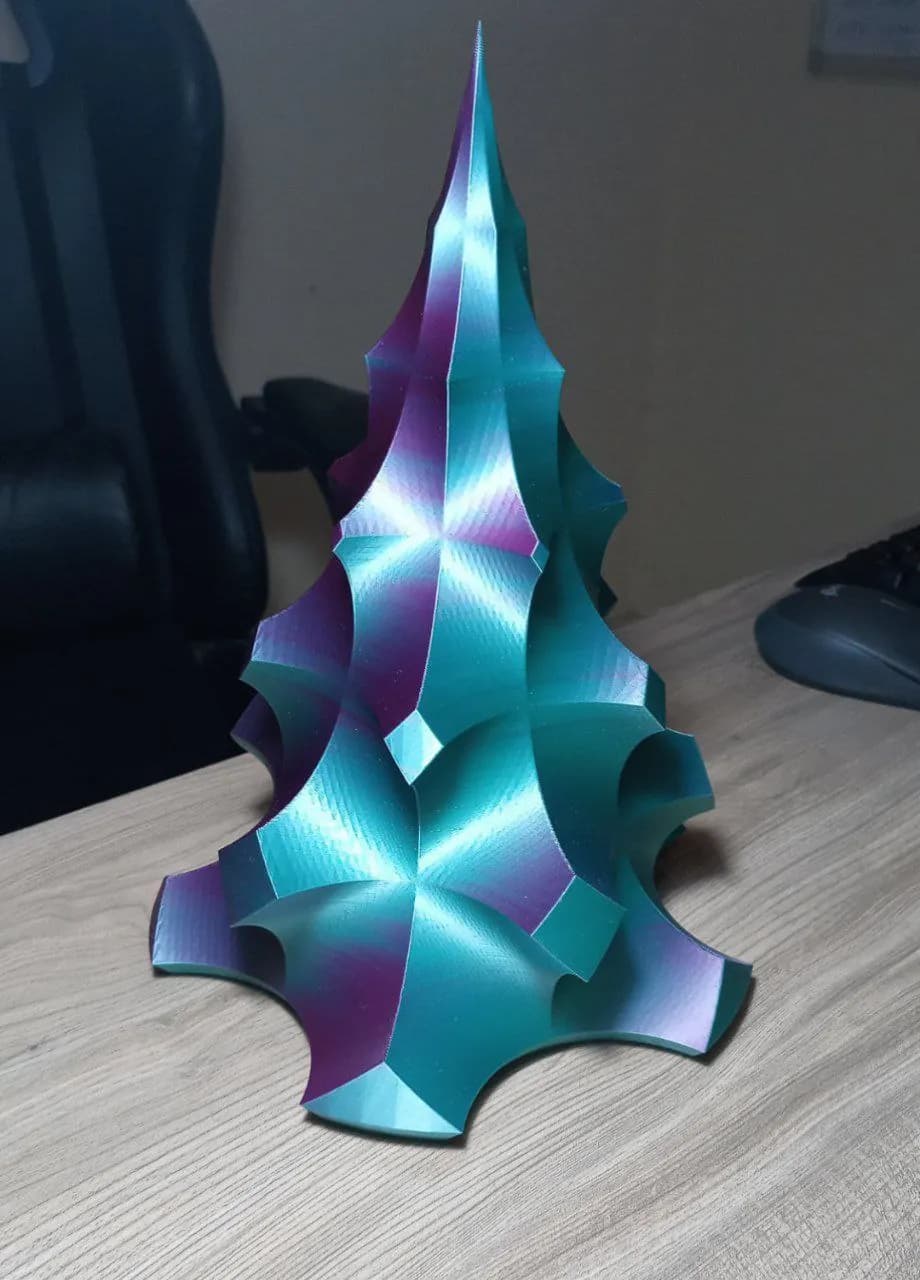 STL - Árbol de Navidad Geométrico