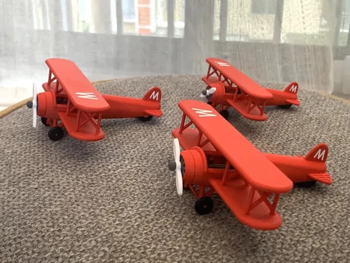 STL - Avión Biplano Rojo con Hélice
