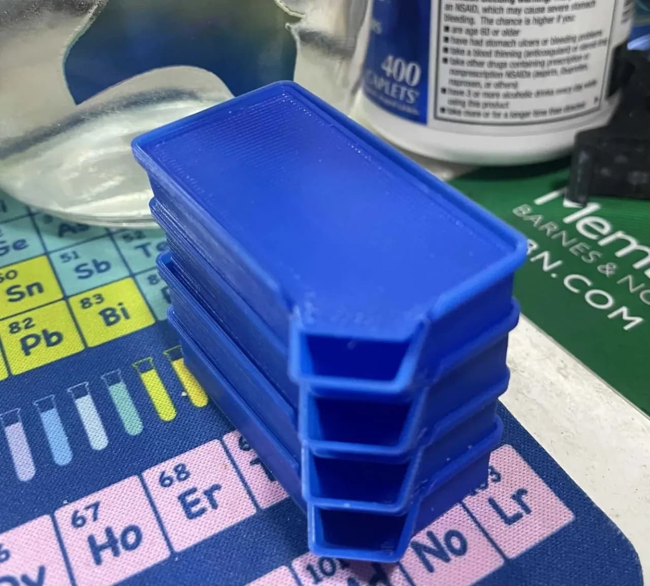 STL - Bandeja con tapa render 2