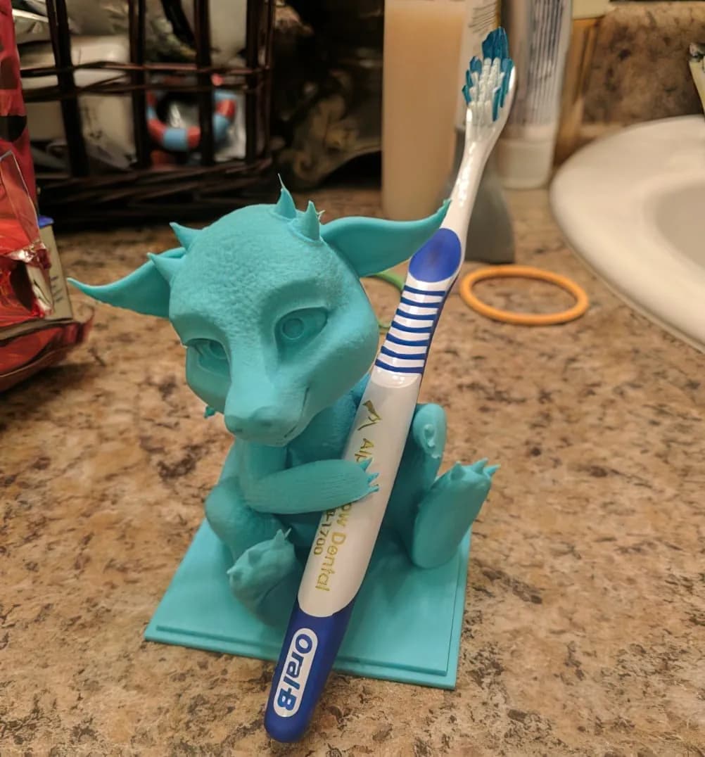 STL - Bebé Dragón Sentado render 2