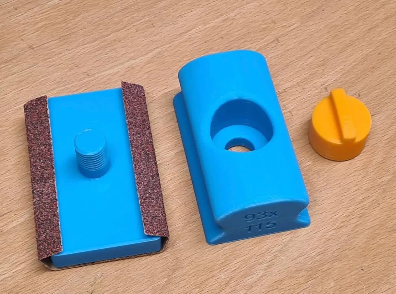 STL - Bloque de lijado ergonómico render 2