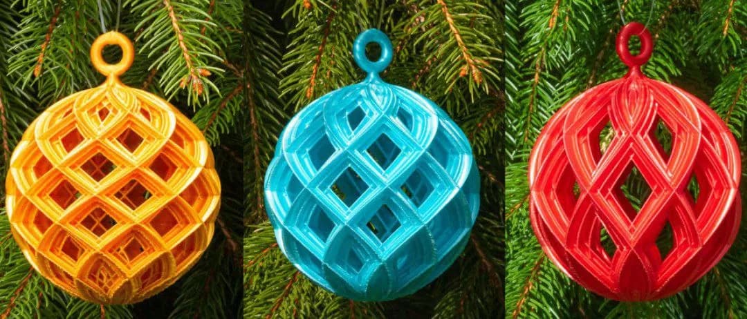 STL - Bola de Navidad Calada