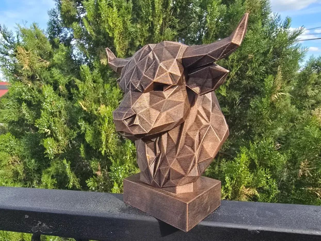 STL - Busto de toro low poly