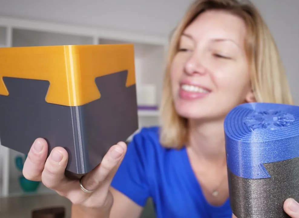 STL - Caja imposible de impresión 3D render 2