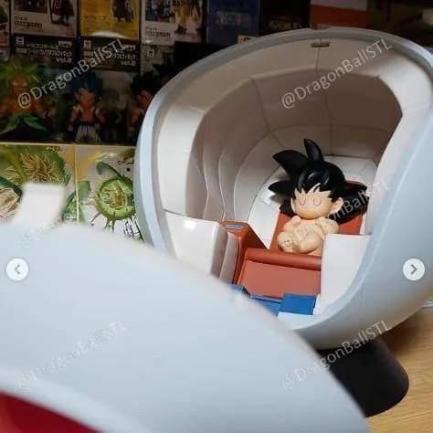 STL - Capsula Saiyajin con Goku Bebé render 2