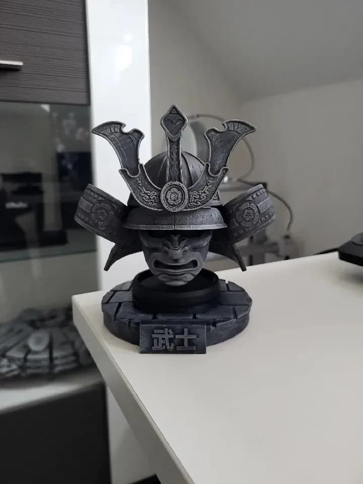 STL - Casco de Samurai con Máscara Oni