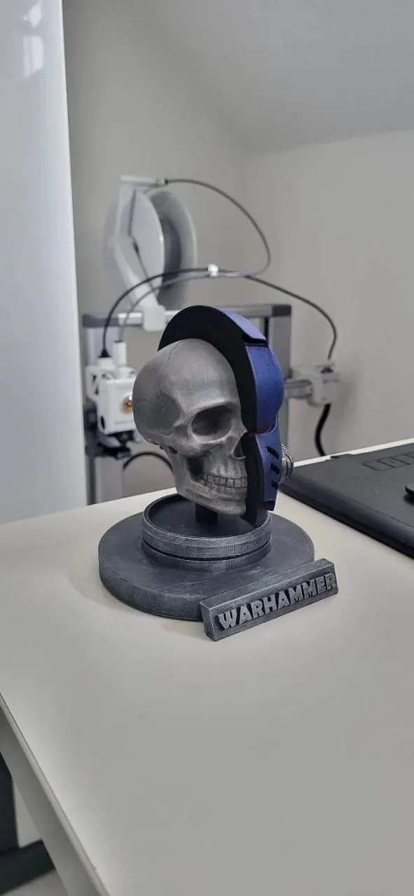 STL - Casco de Warhammer con calavera render 3