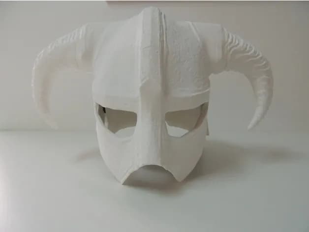 STL - Casco Dovahkiin render 5