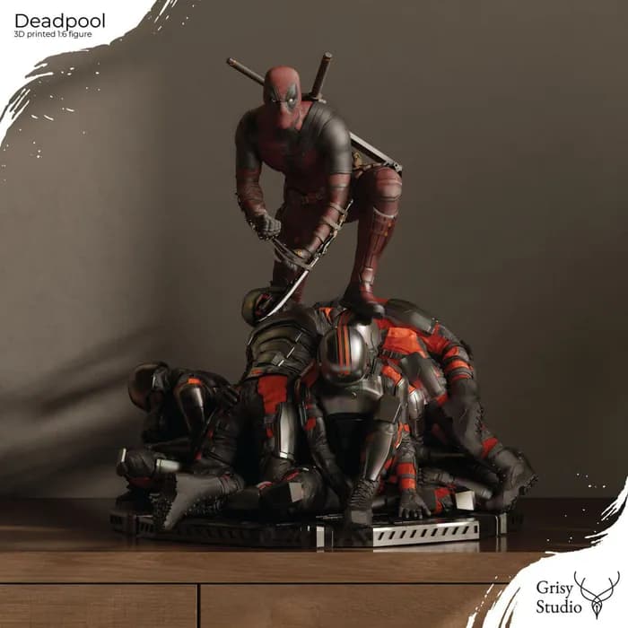 STL - Deadpool sobre enemigos