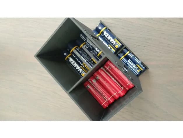 STL - Dispensador de pilas AAA y AA render 4