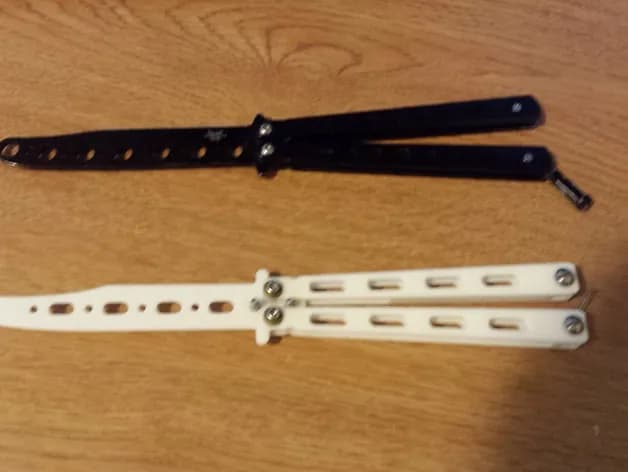 STL - Entrenador de mariposa cuchillo render 3