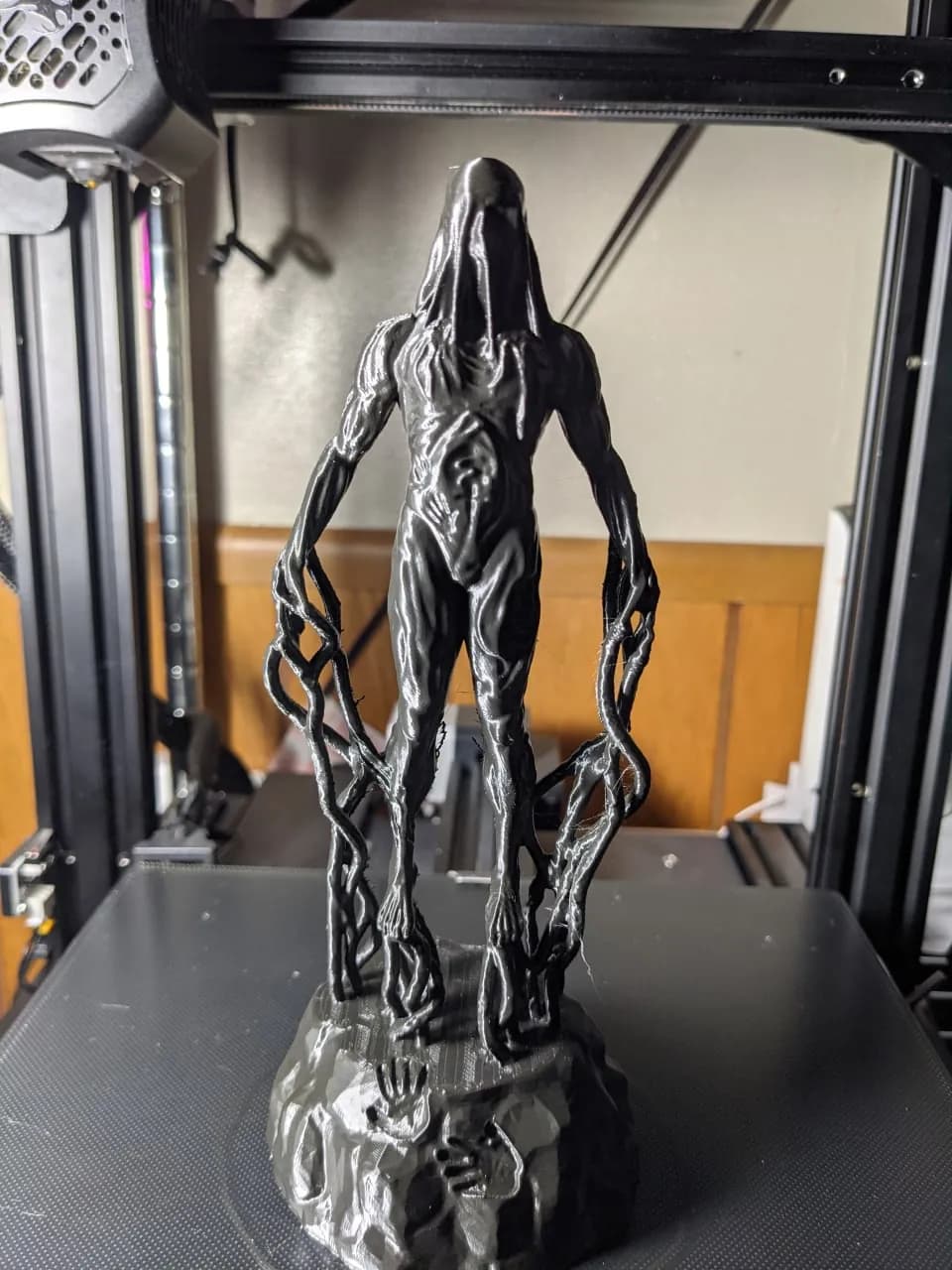 STL - Figura de BT de Death Stranding