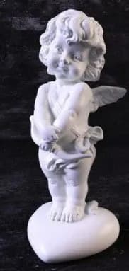 STL - Figura de querubín sobre corazón