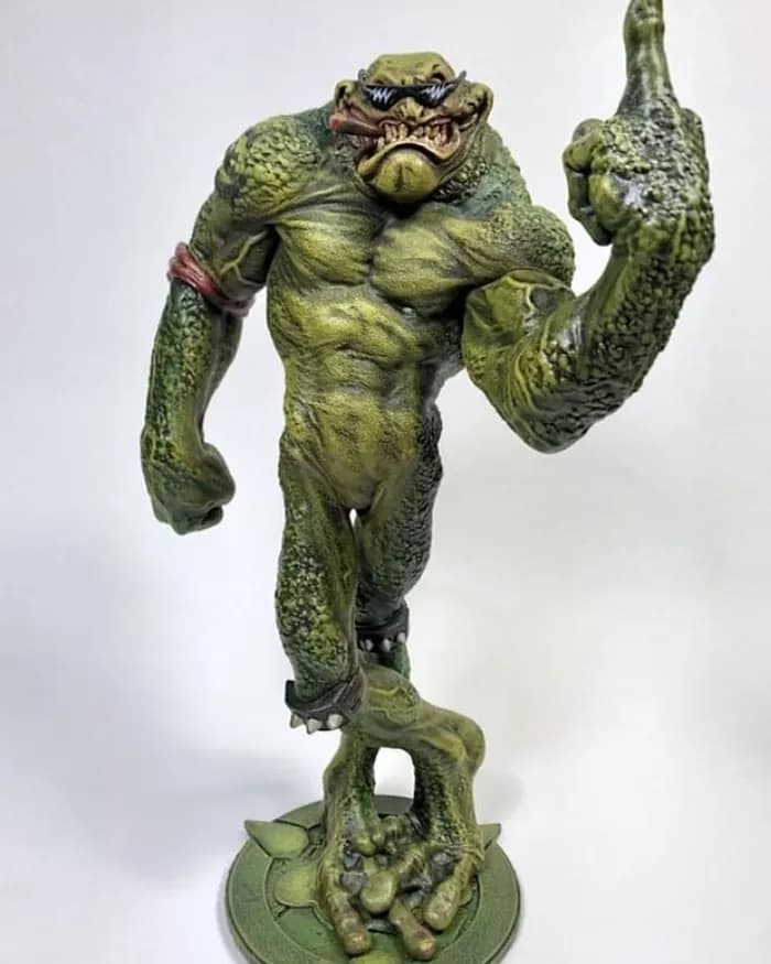 STL - Figura de troll verde con cigarro render 2
