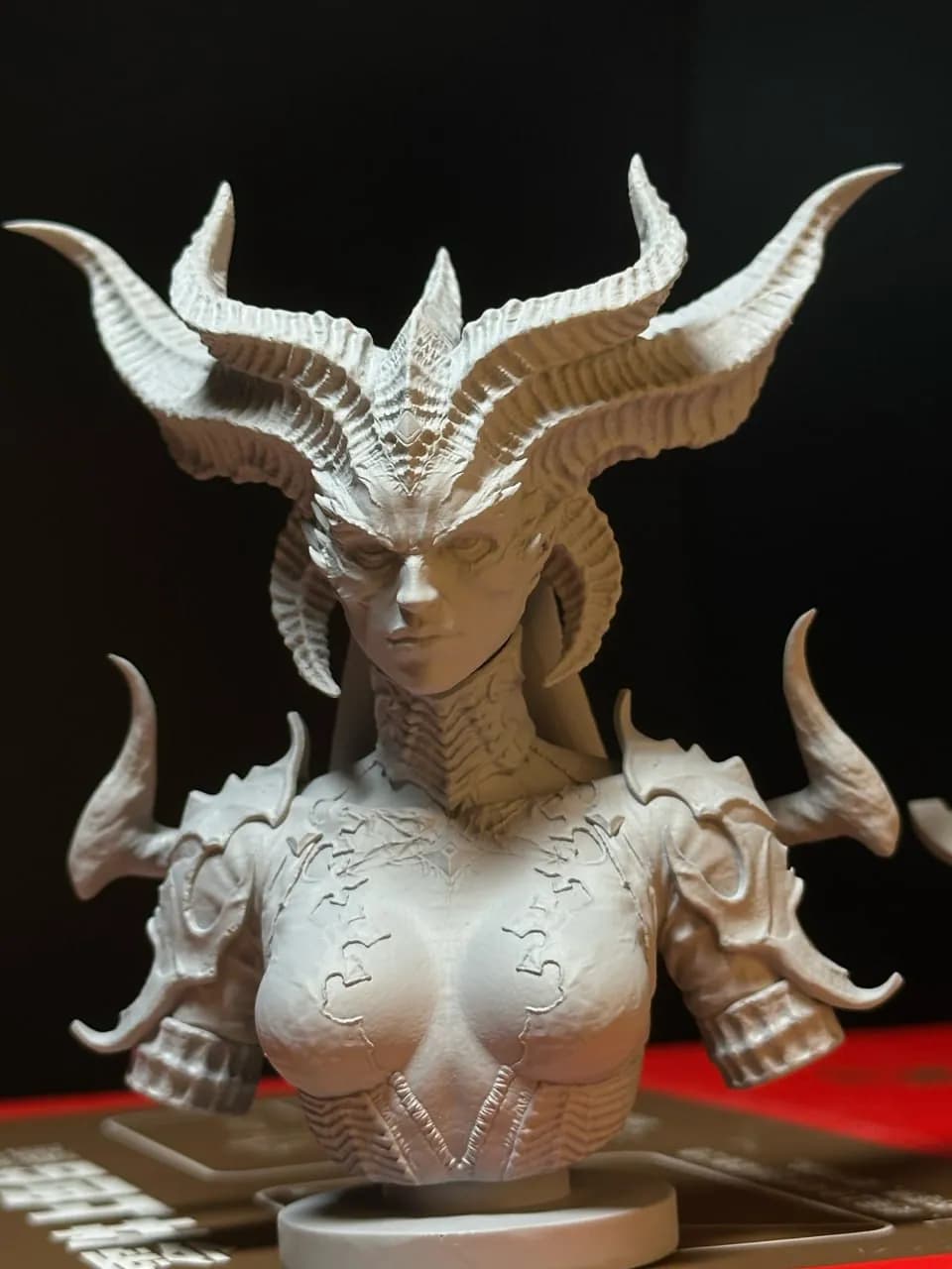 STL - Figura Lilith Demonio render 2