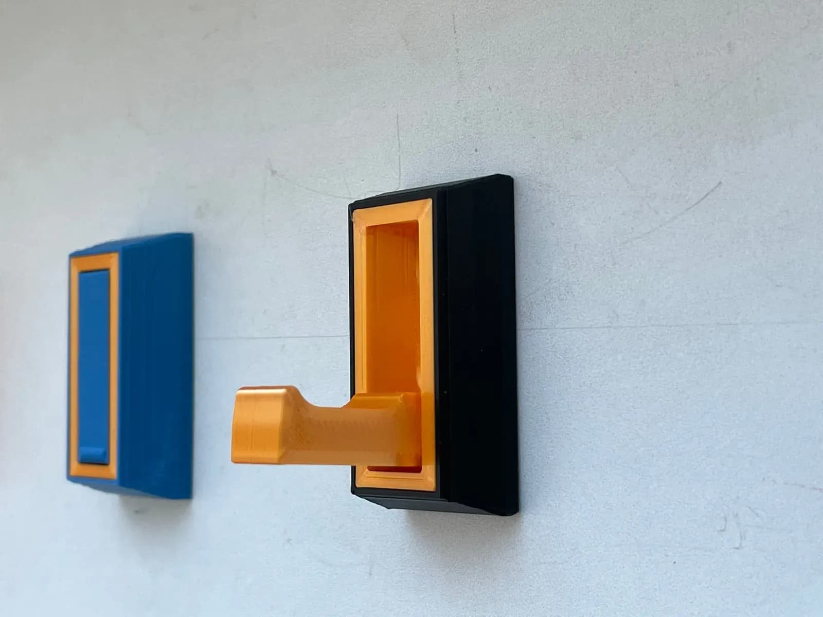 STL - Gancho rebatible de pared render 4
