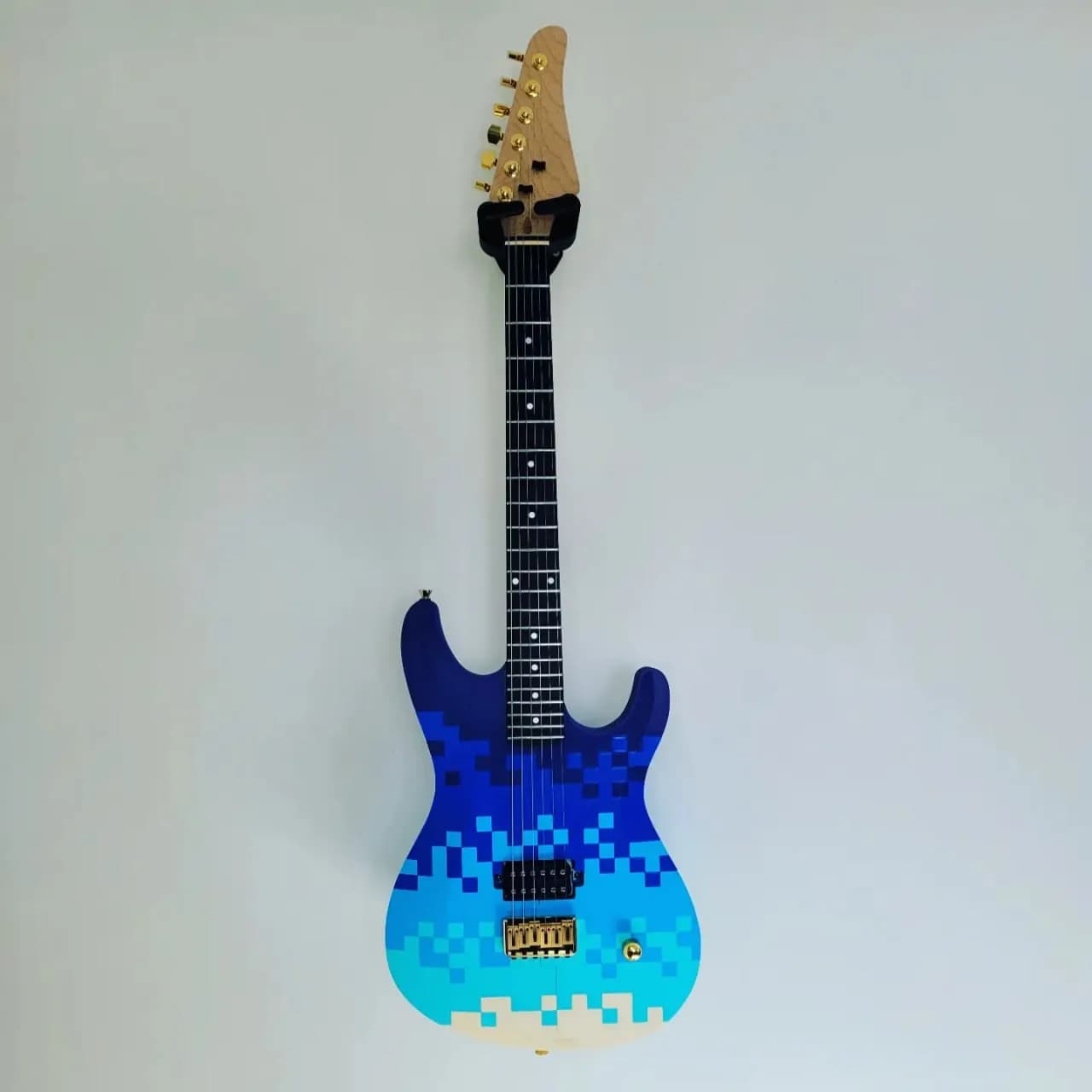 STL - Guitarra Eléctrica Pixel Art