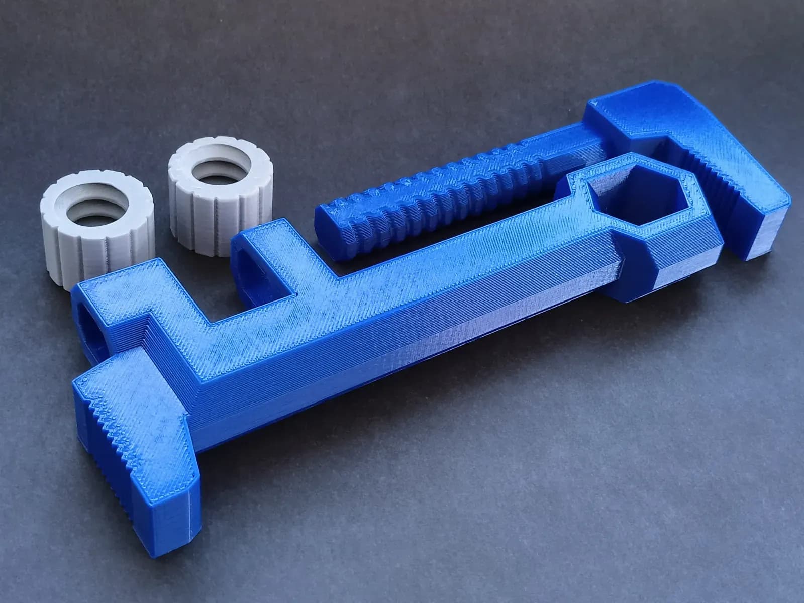 STL - Llave Stilson Ajustable