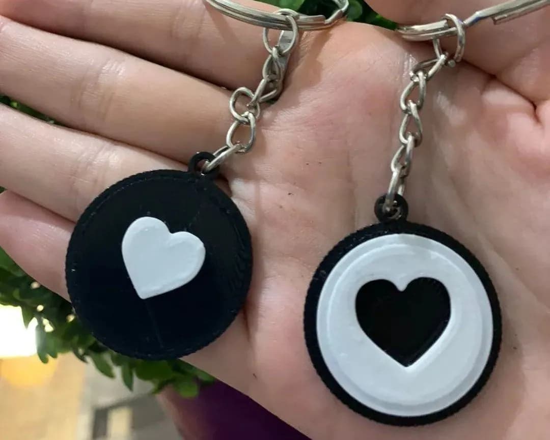 STL - Llavero Corazón Blanco y Negro