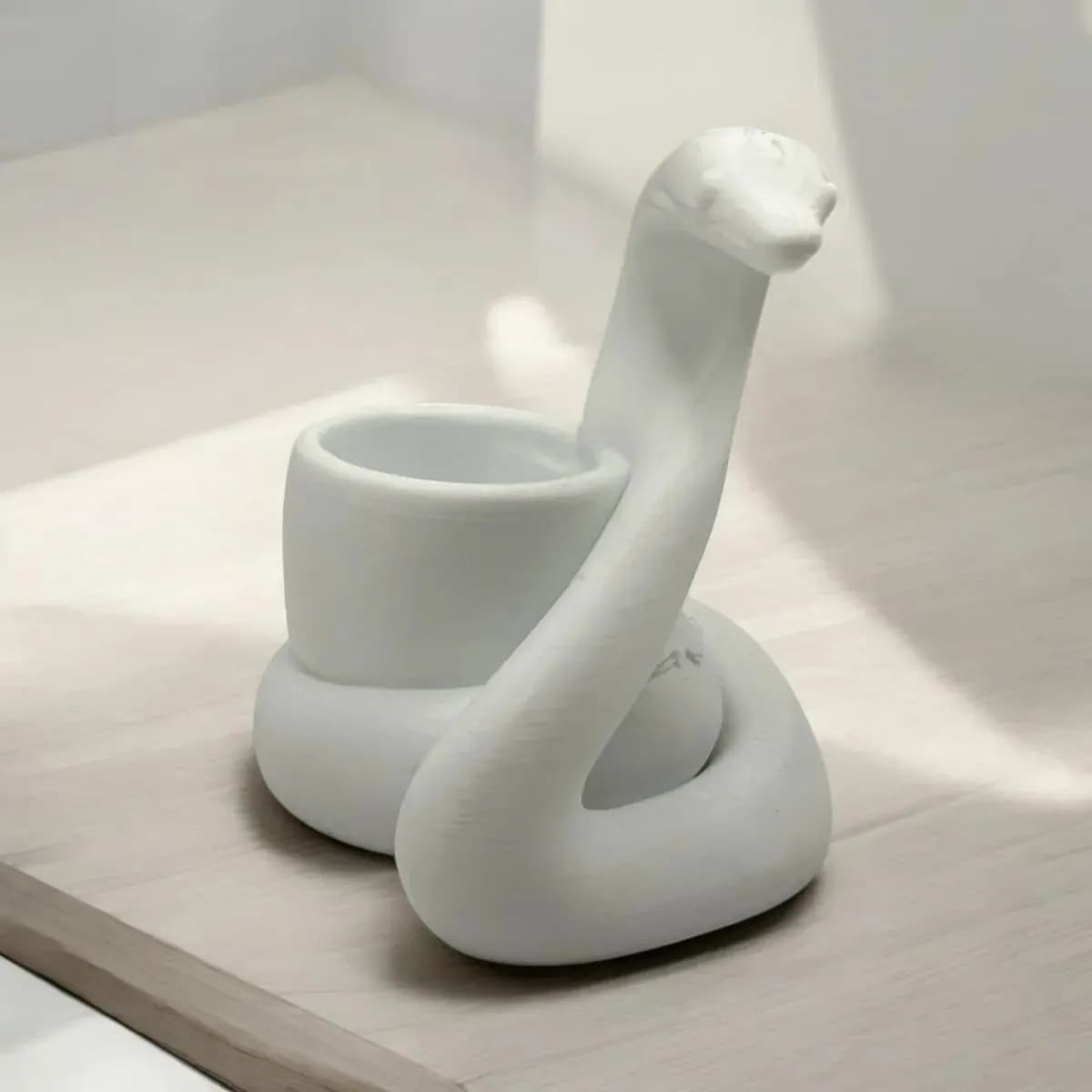 STL - Maceta de serpiente con cactus render 2