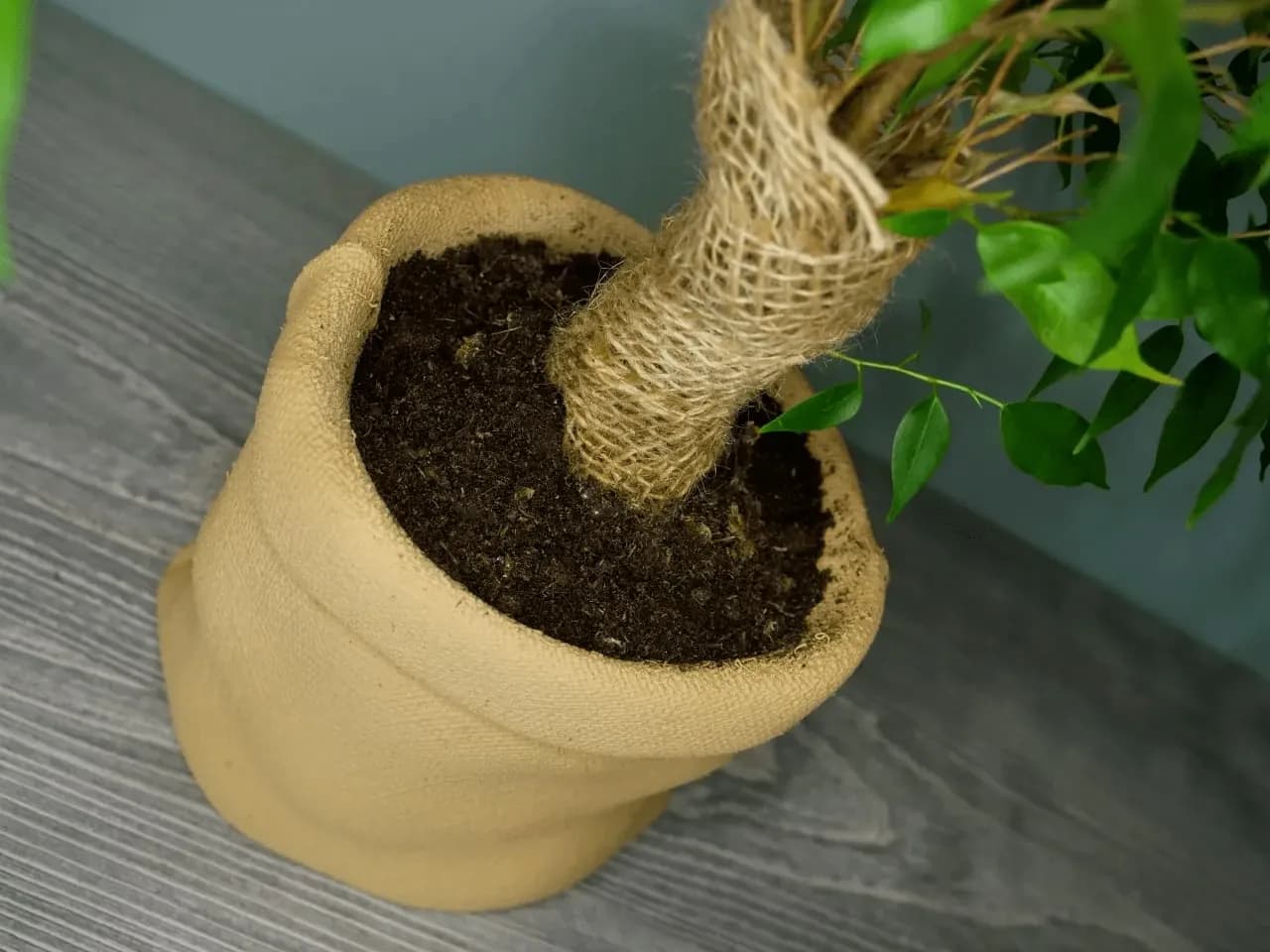 STL - Macetero de Yute Estilo Rústico render 2