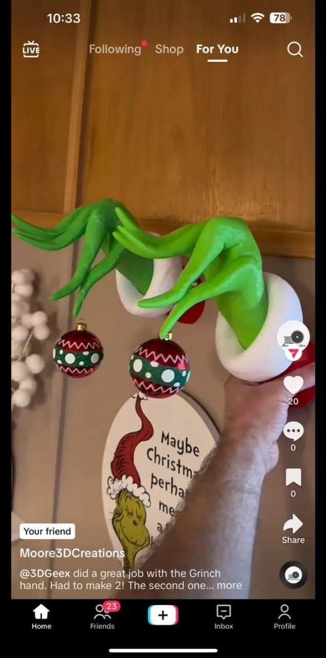 STL - Mano de Grinch con adornos