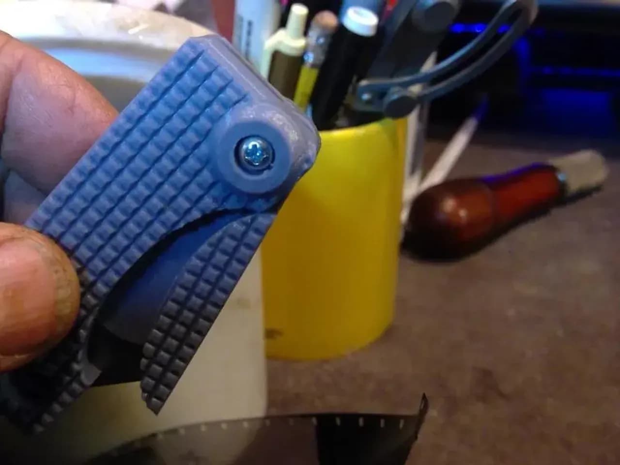 STL - Navaja utilitaria plegable EDC render 5