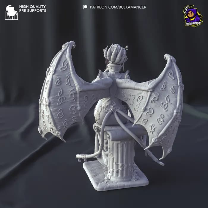STL - Nocticula La Reina Redentora render 4