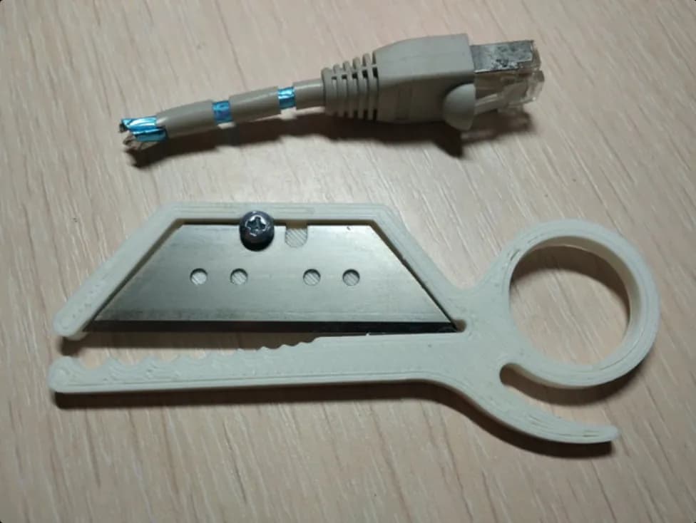 STL - Pelacables de hojilla