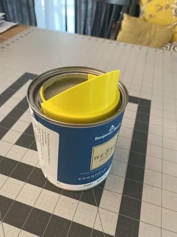STL - Pico para lata de pintura