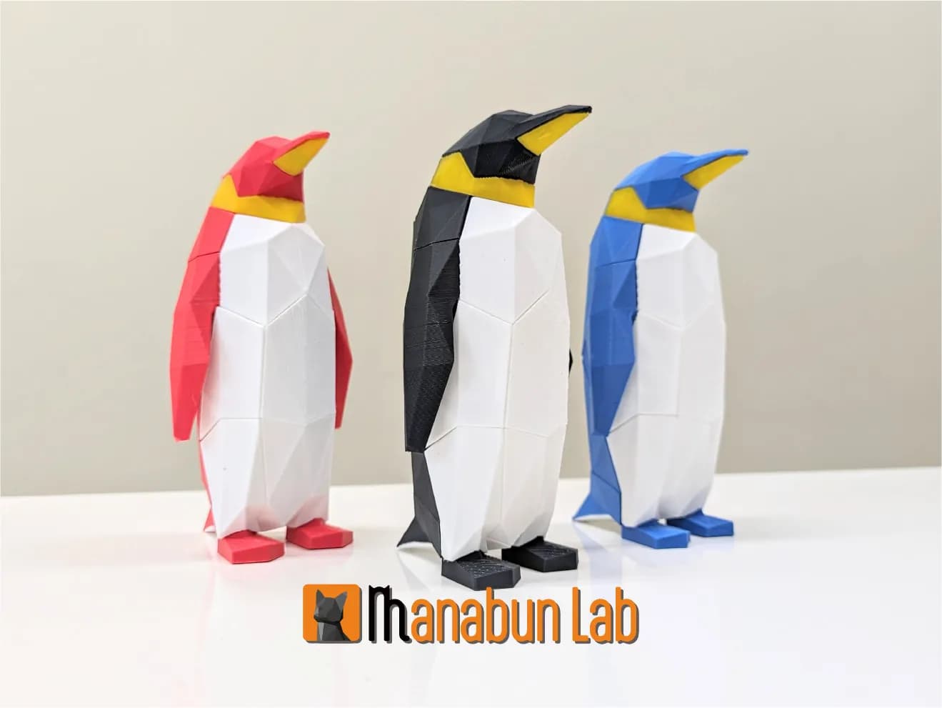 STL - Pingüino Low Poly render 2