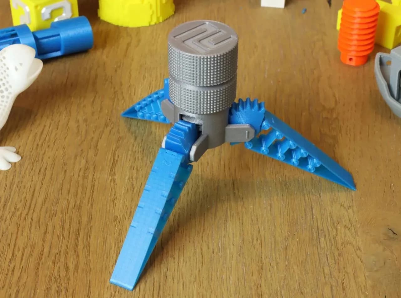 STL - Pinza flexible para objetos render 3