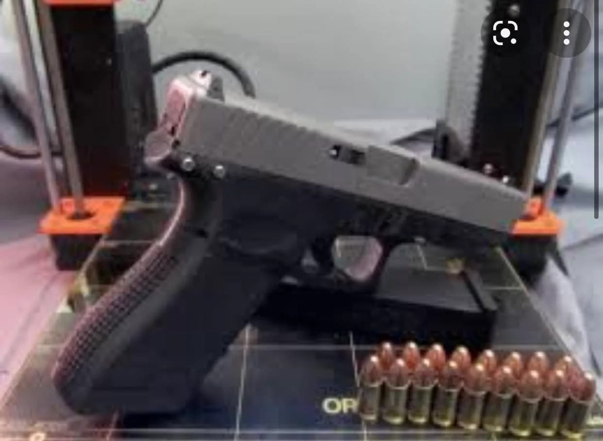 STL - Pistola Glock 17 modelo 3D render 3