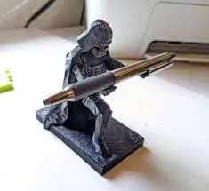 STL - Portalápices Darth Vader Low Poly