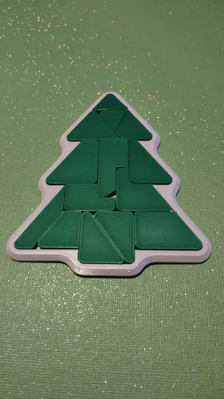 STL - Rompecabezas de árbol de Navidad