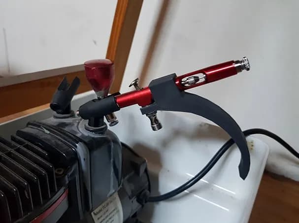 STL - Soporte ergonómico para aerógrafo