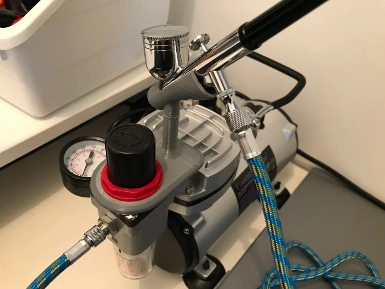 STL - Soporte para aerógrafo 8 render 2