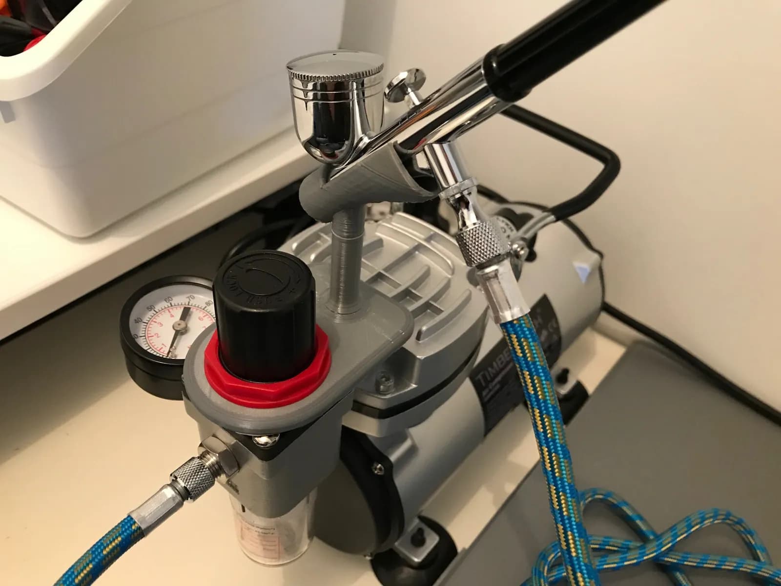 STL - Soporte para aerógrafo 8 render 4