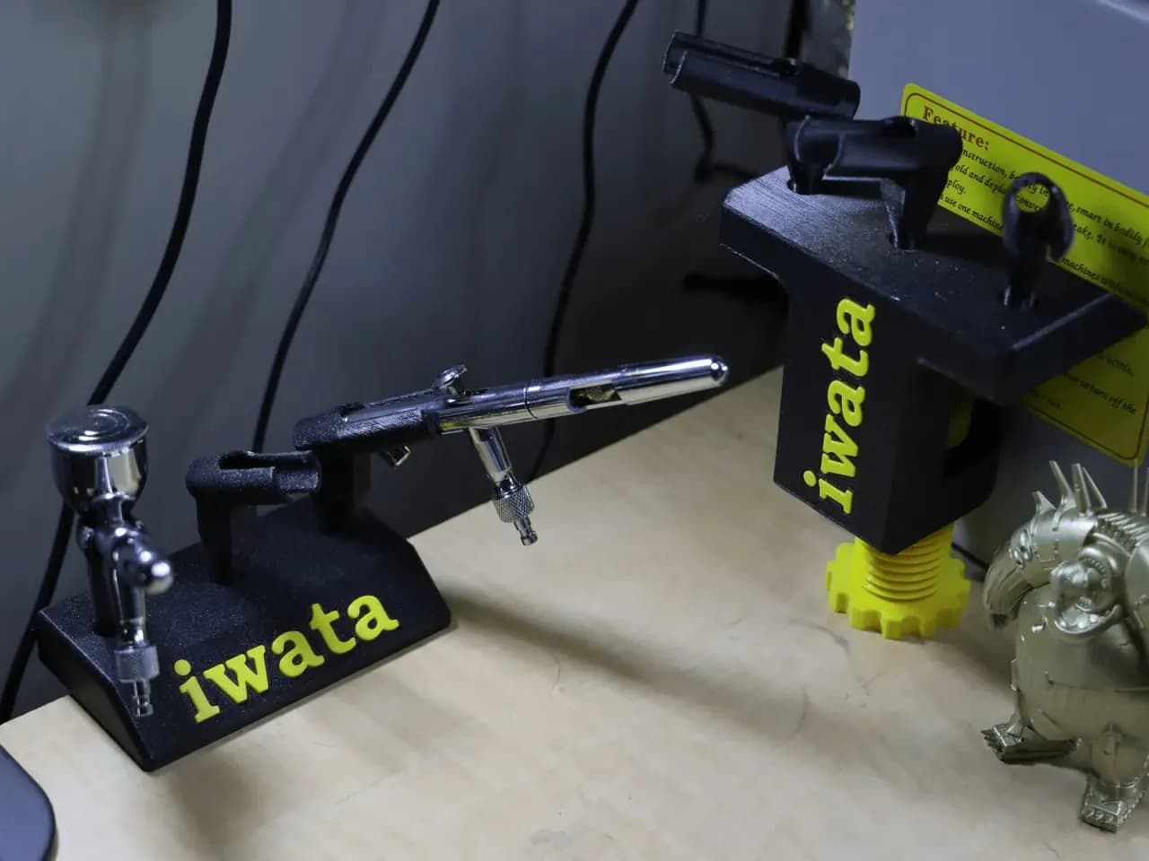 STL - Soporte para aerógrafo Iwata