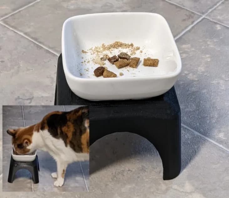 STL - Soporte para plato de mascota