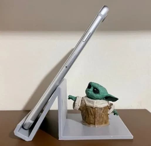 STL - Soporte para teléfono Baby Yoda
