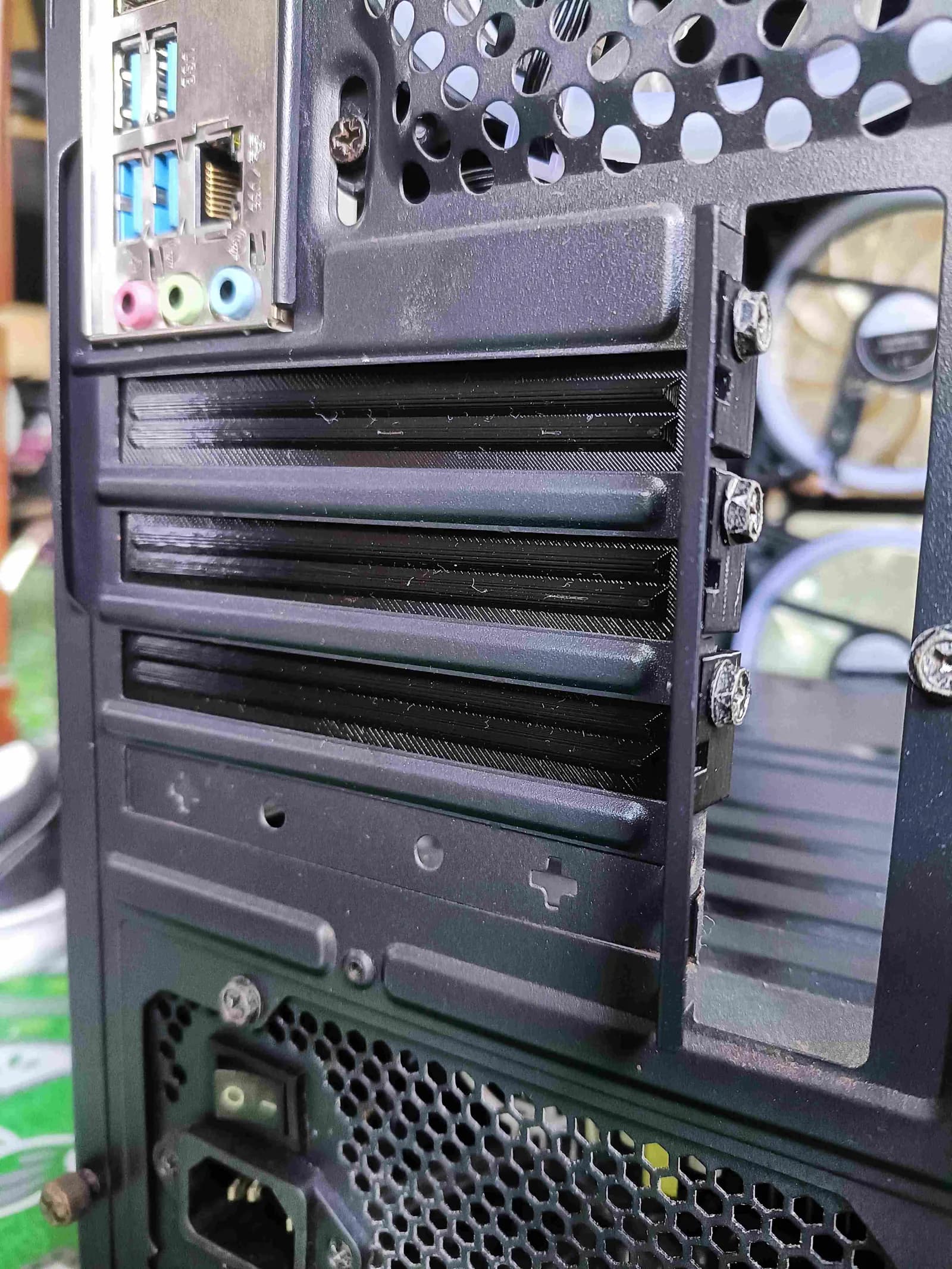 STL - Tapa de ranura PCI render 4