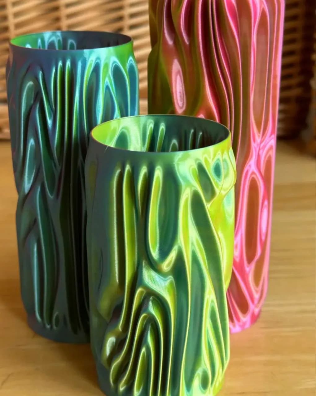 STL - Vasos de diseño ondulado