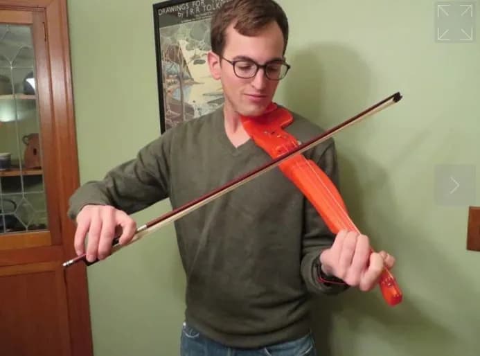 STL - Violín eléctrico naranja