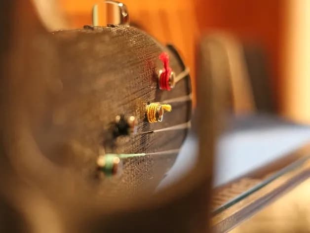 STL - Violín eléctrico naranja