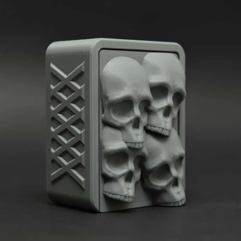 STL - Caja deslizante con diseño de calaveras render 1