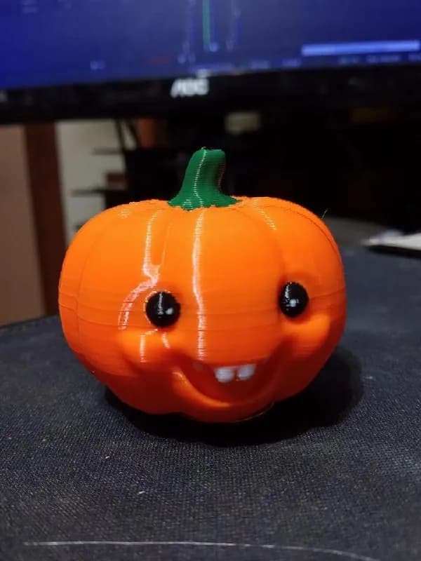 STL - Calabaza de Halloween con cara sonriente render 1