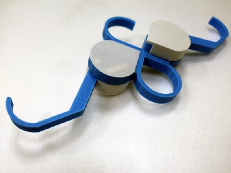 STL - Colgador de viaje plegable XHY render 1