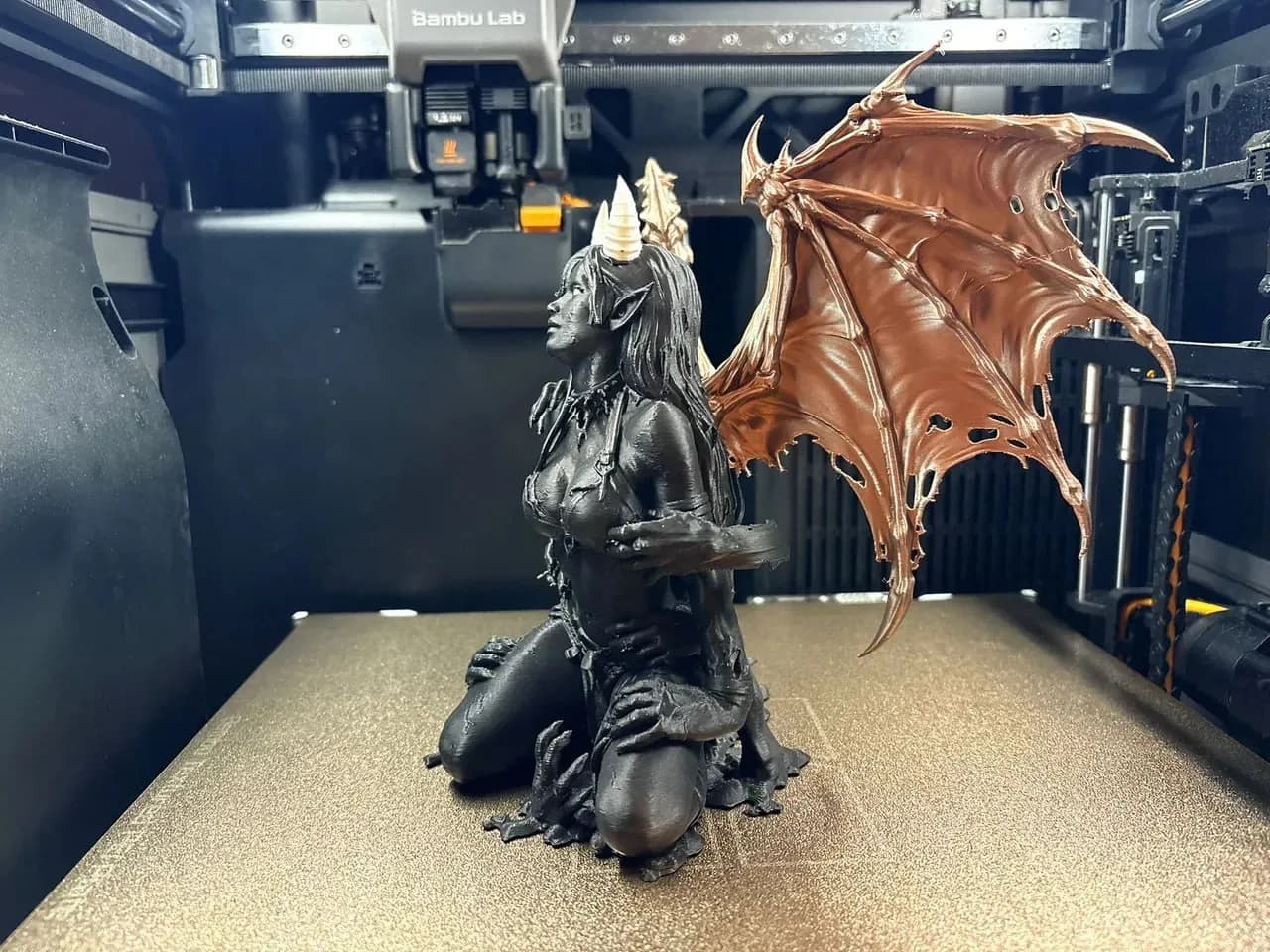 STL - Figura de demonio alado con armadura render 3